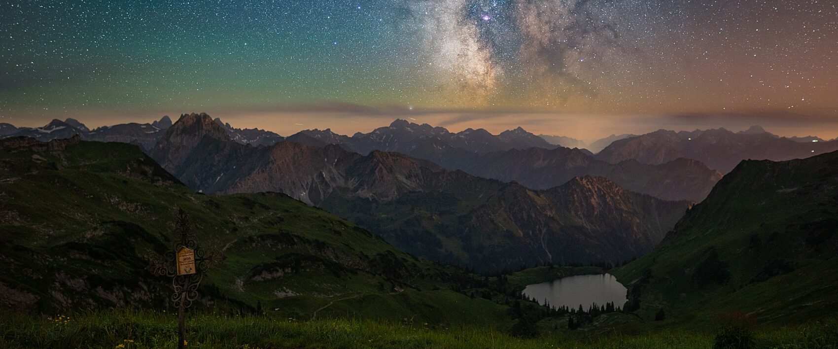 Die Milchstraße über dem Seealpsee